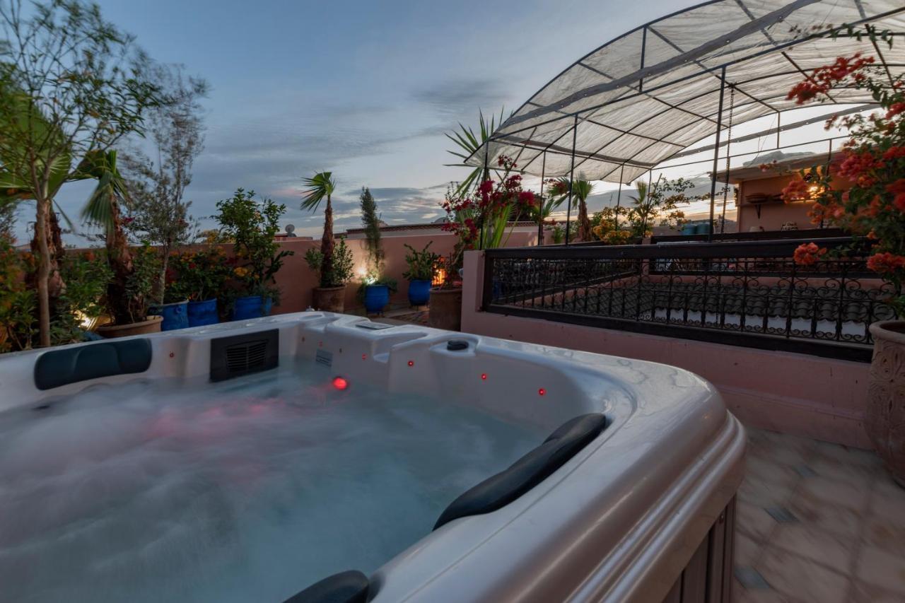 Riad Dar Merzouga Hammam & Jacuzzi Marrakesh Extérieur photo